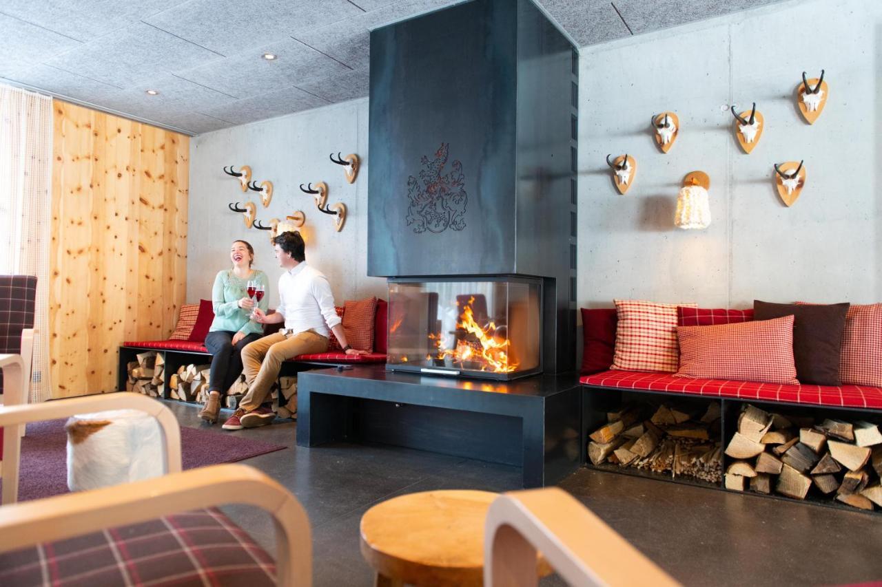 Berghotel Mettmen Schwanden  Kültér fotó